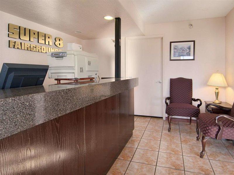 Мотель Super 8 By Wyndham Oklahoma Fairgrounds Екстер'єр фото