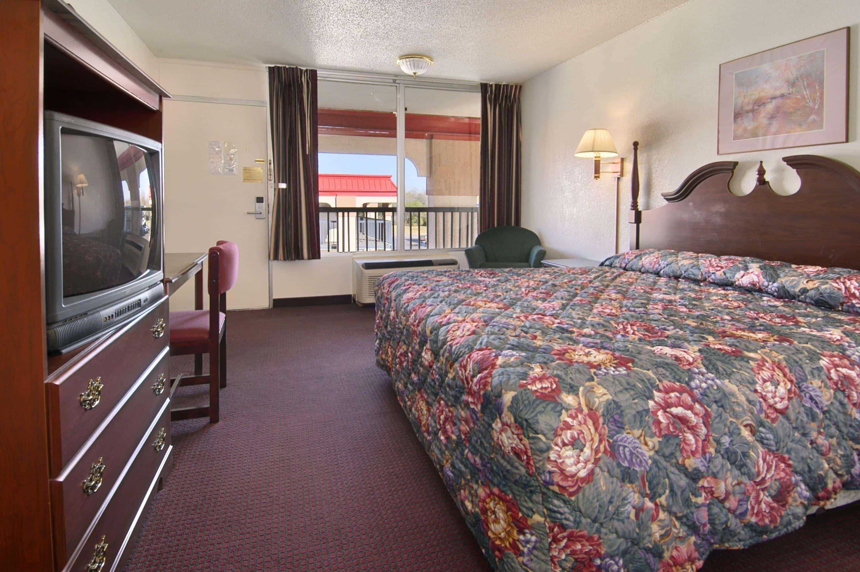 Мотель Super 8 By Wyndham Oklahoma Fairgrounds Екстер'єр фото