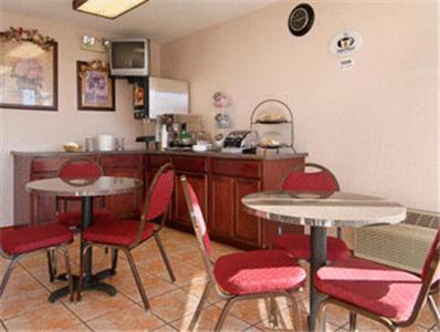 Мотель Super 8 By Wyndham Oklahoma Fairgrounds Екстер'єр фото